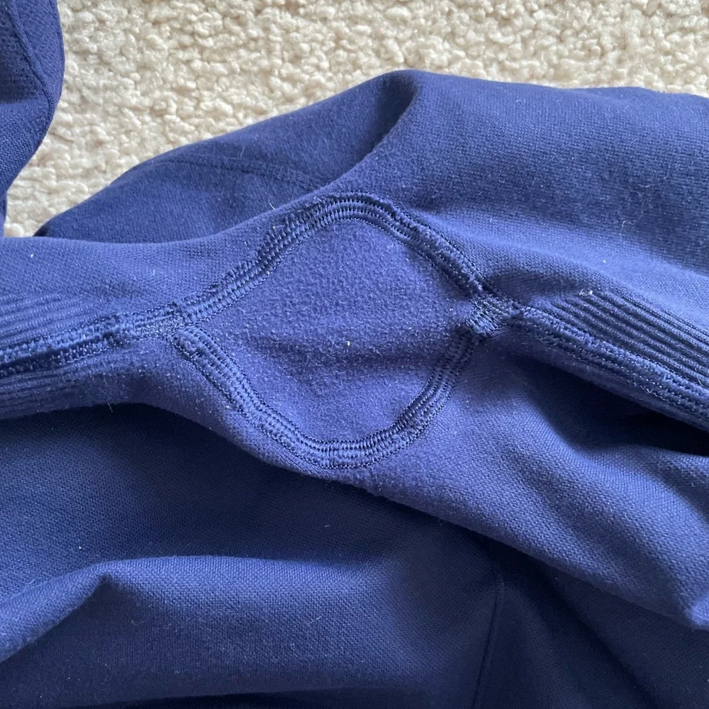 Lululemon In The Flow Crop II - Navy - Picture 12 of 12